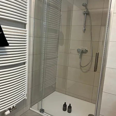 Sia Apartment *